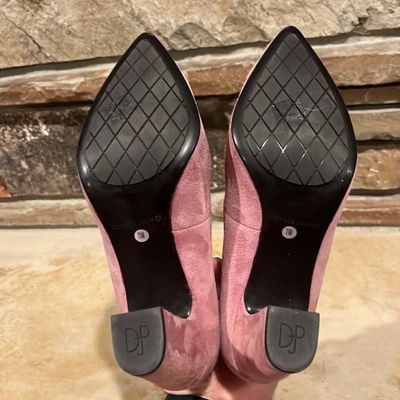 Donald Pliner Heyde Suede Point Toe Heels Dusty Rose - Picture 6 of 8
